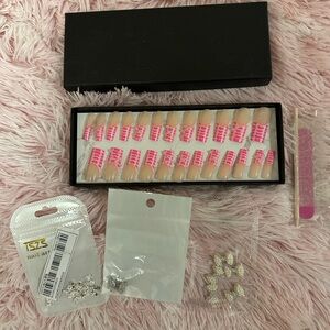 Pink Press On Nail Set
